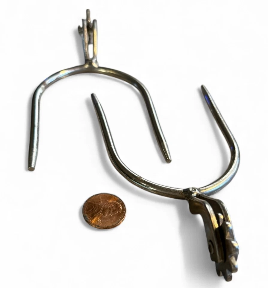 2-1/2” Child / Ladies SPURS Sterling - Image 2 of 2