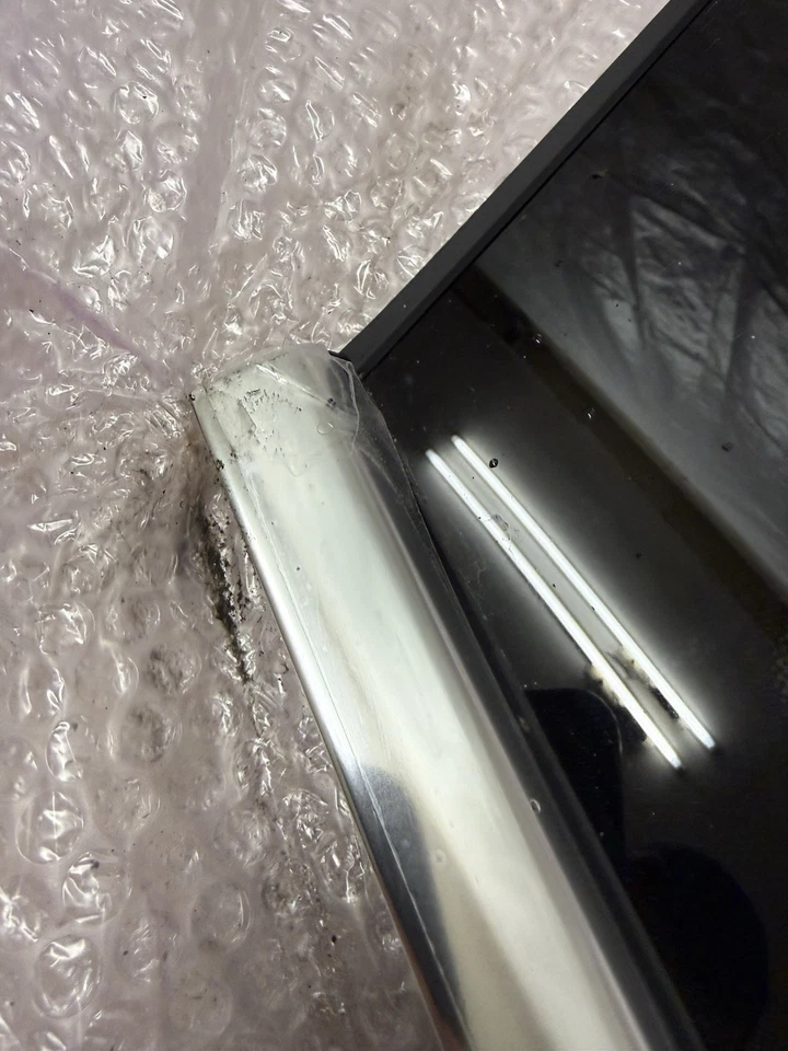 MERCEDES-BENZ C W205 Kleines Seitenfenster hinten links A2056702312 33443803 - Bild 3 von 4