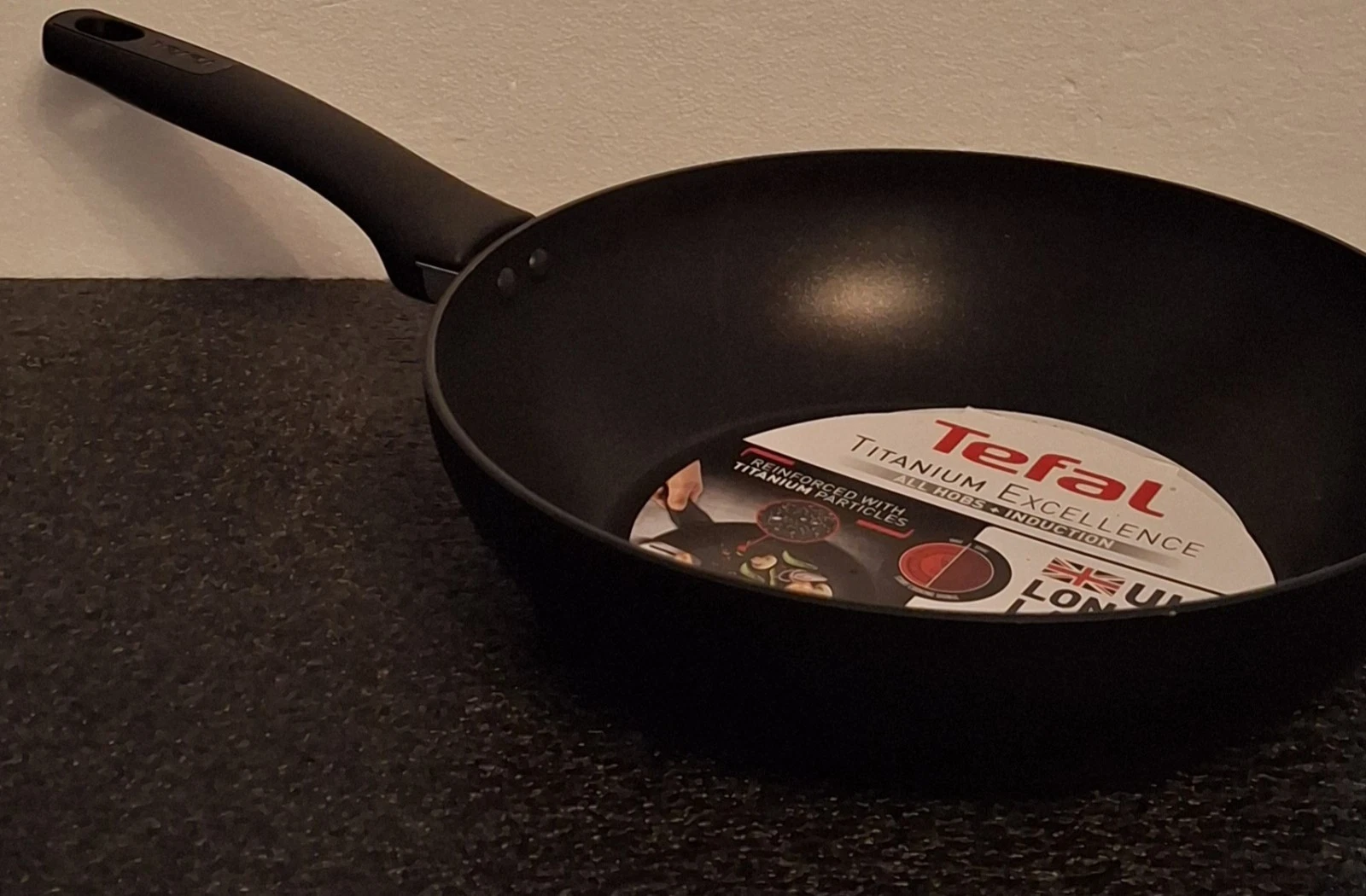 Tefal Titanium Excellence 28cm Wok Stir Fry Non-Stick Coating - DEEP PAN