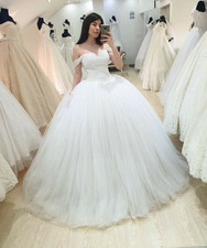 Classic Wedding Dresses Off Shoulder Lace Appliques Sweep Train Bridal Gowns