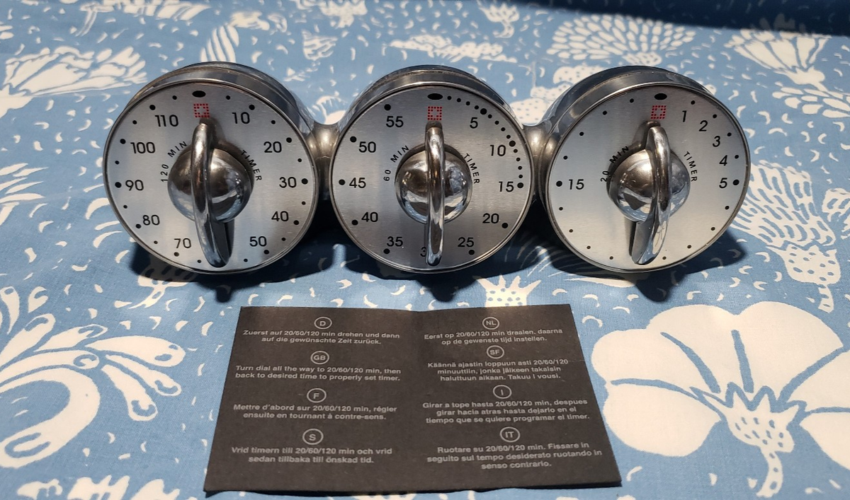 大特価放出！ Bengt キッチンタイマー Designの金属のキッチンタイマー