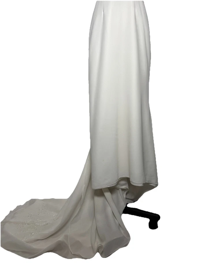 Vestido de Novia Mori Lee 6 Halter Cuello Cintura Imperio Marfil Simple Elegante Tren Foto 3 de 4