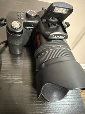 Panasonic Lumix DMC-FZ30 Dig Camera w/Leica 12X Zoom Lens With Charger&bag