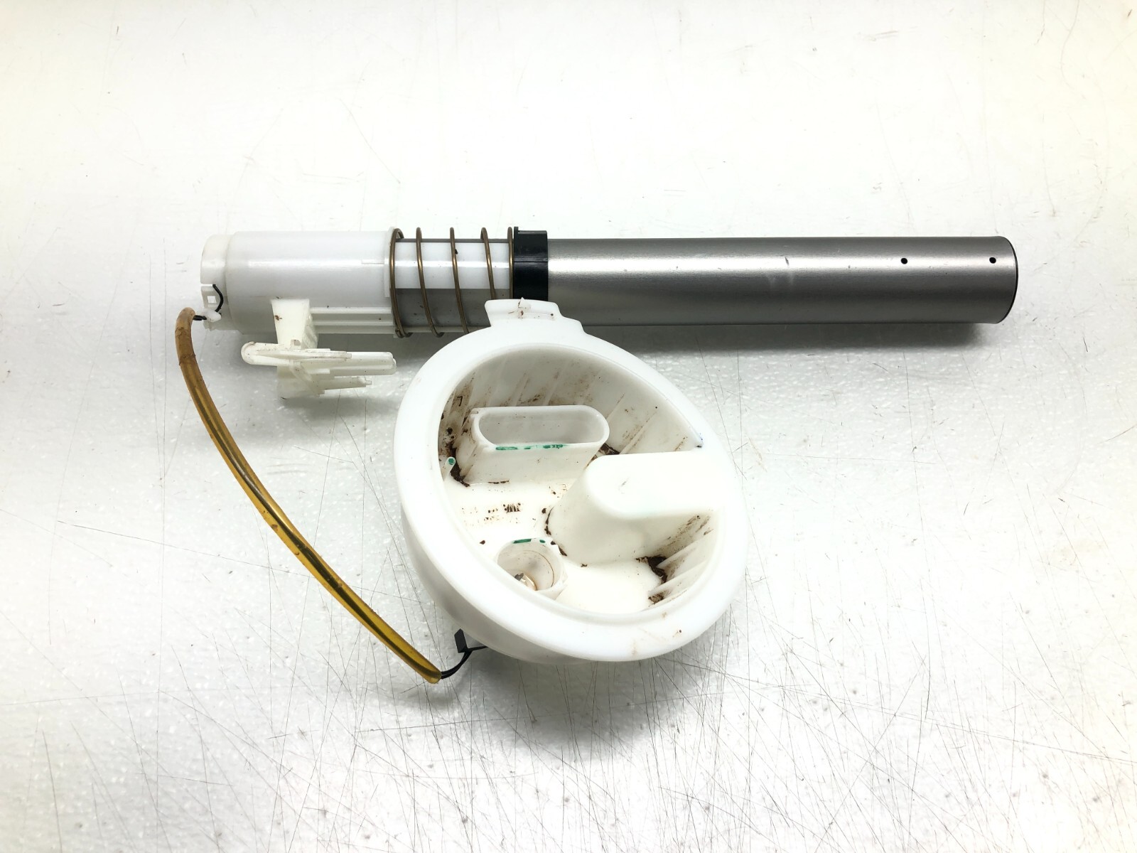 2014-2018 BENTLEY FLYING SPUR FUEL TANK LINE FLANGE GAUGE SENDER UNIT #READ NOTE