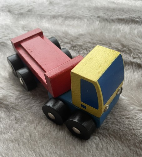 ELC Wooden Low Loader Lorry