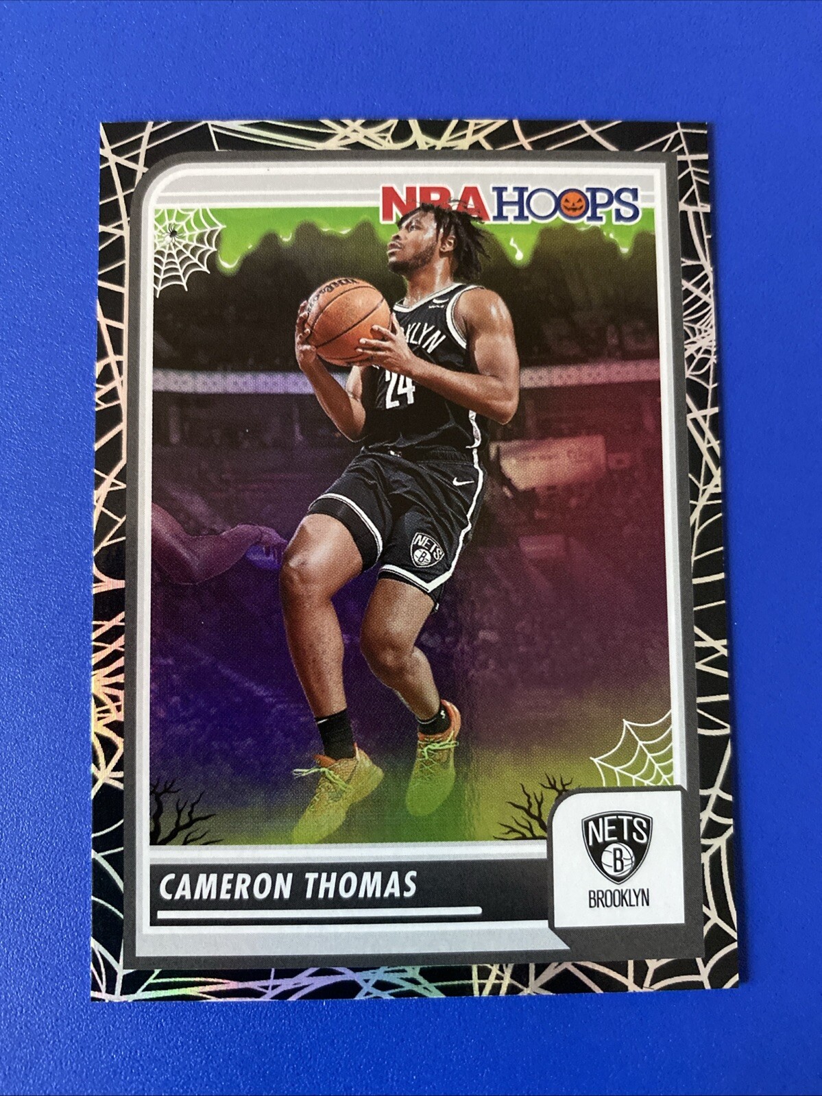 2023 Haunted Hoops Cameron Thomas #130 Holo Webs SP