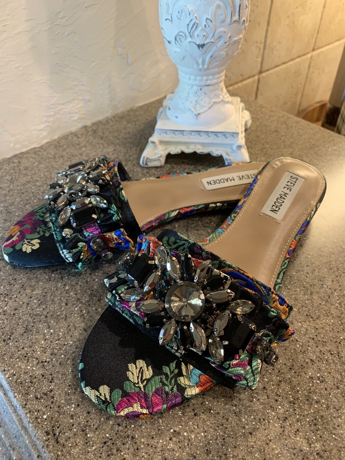 APL Sandali donna Steve Madden Pamona con strass floreali misura 6 5 Mule