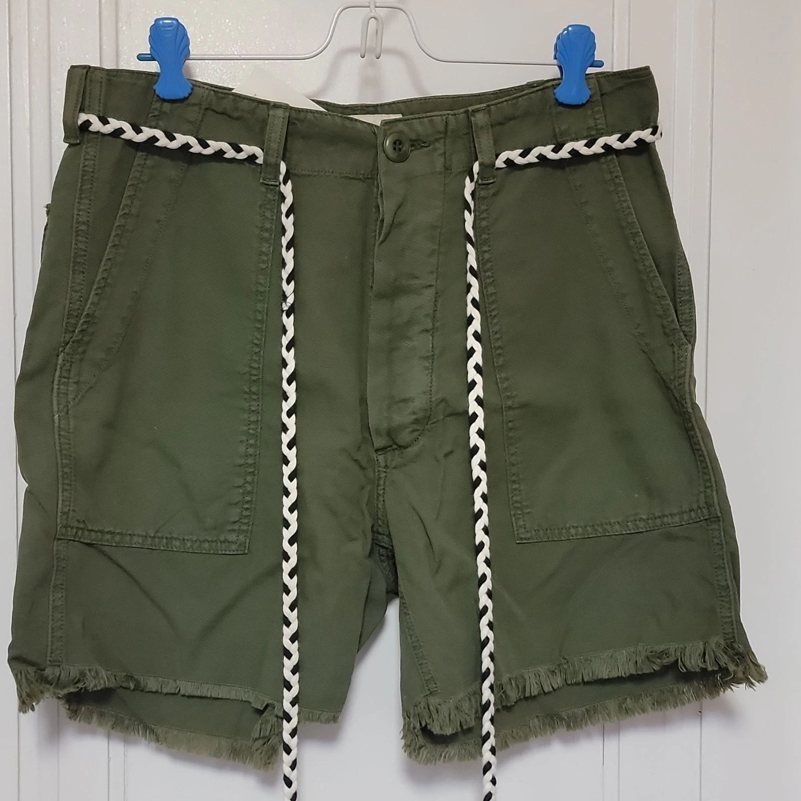 THE GREAT. Vintage Army Short Women’s Green Utility Frayed Hem Shorts sz 30 NWT