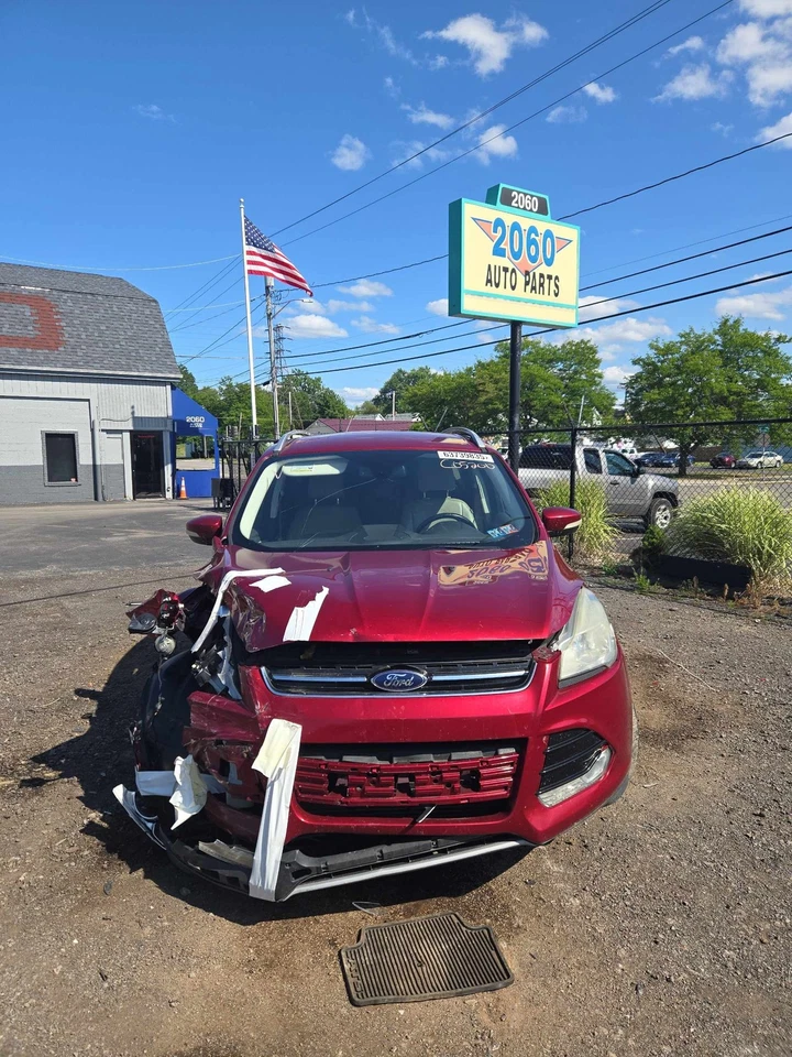 Used Left Windshield Wiper Motor fits: 2016 Ford Escape Left Grade C - Image 3 of 4