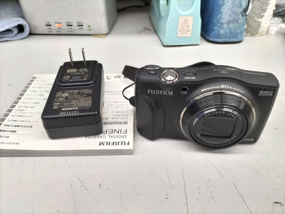 Fujifilm FinePix F800EXR 16MP 20x Wide Zoom Digital Camera
