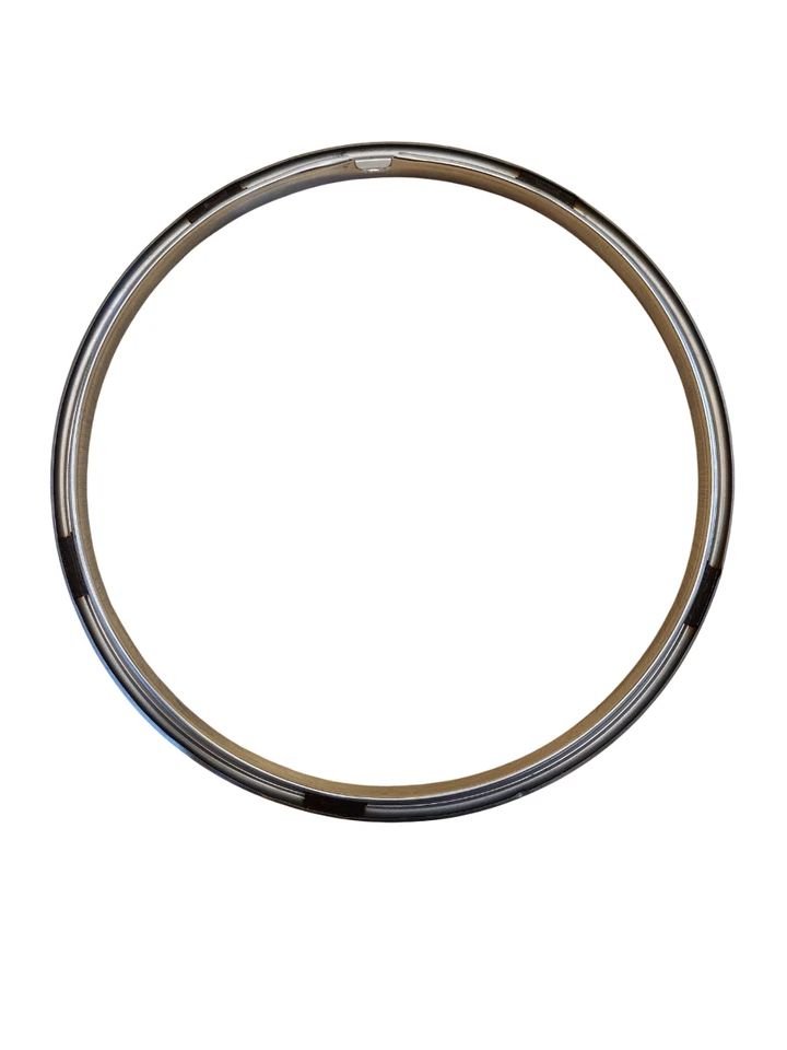 Anillo de belleza Ford Escort Tempo 1982-1987 identificación ~ 12" OD ~ 14 1/4" de profundidad ~ 1 5/8" OEM Foto 3 de 4