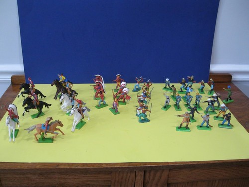 1971 DEETAIL INDIANS, CALVARY BUGLAR, BANK ROBBER ,COWBOYS ETC 35 PC GOOD PAINT