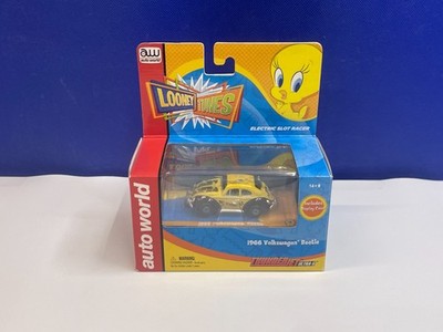 AUTO WORLD HO SCALE SLOT CAR LOONEY TUNES TWEETY BIRD 1966 VOLKSWAGEN BEETLE