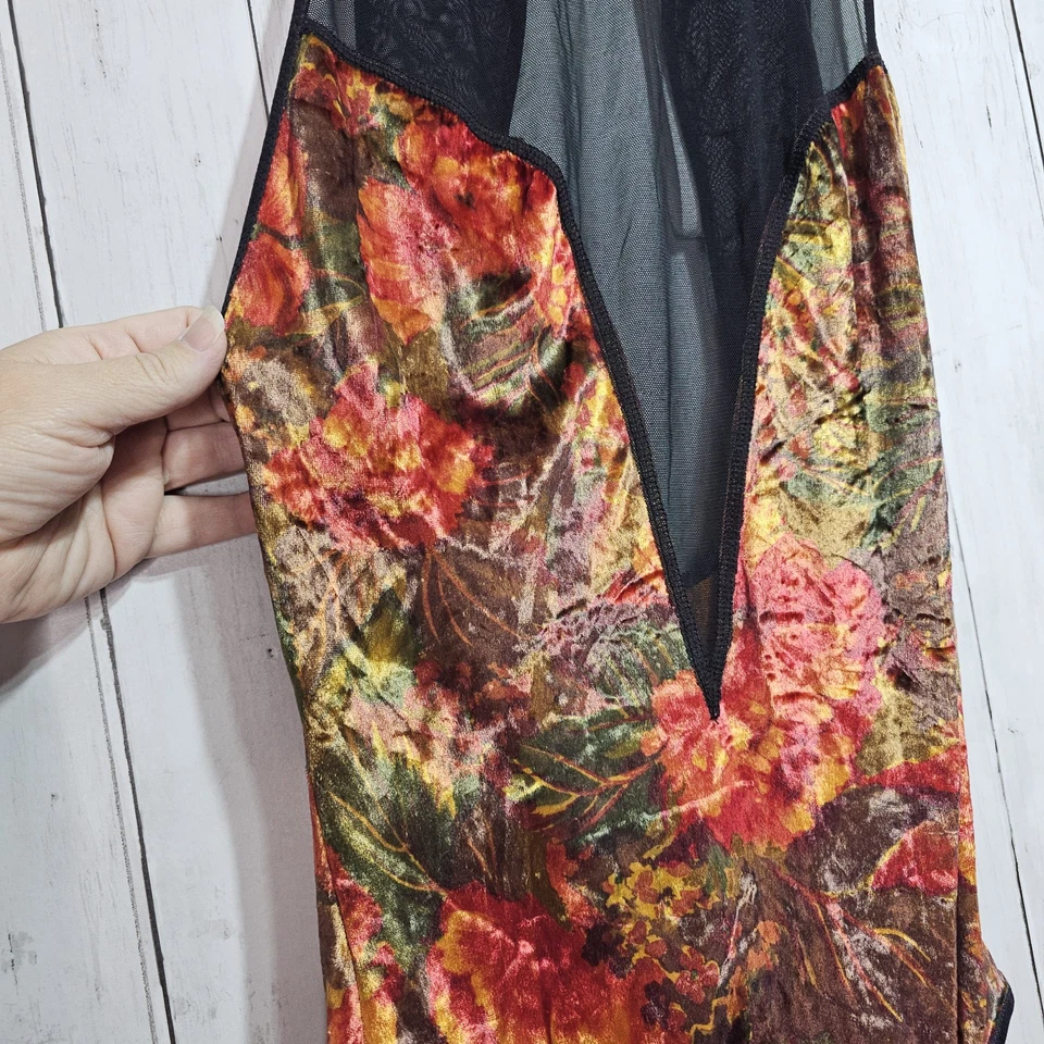 BODY VINTAGE DE MALLA DE TERCIOPELO con etiqueta dorada Victoria's Secret cuello profundo grande Foto 4 de 4