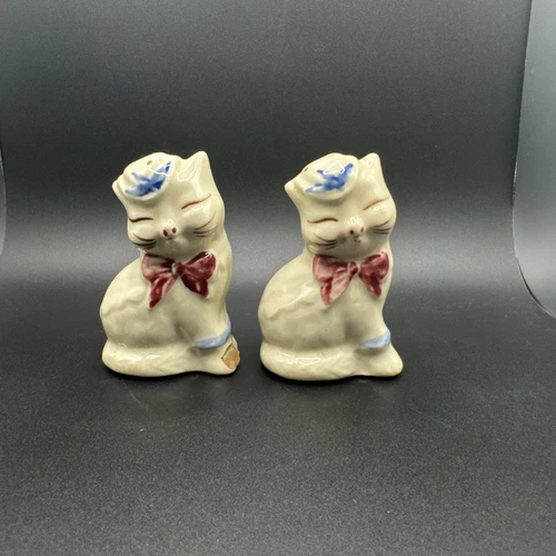 Vintage 1950's Shawnee Pottery Puss 'N Boots Salt and Pepper Shakers