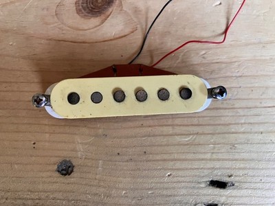 Vintage 1970s Columbus Stratocaster Guitar Single Coil Bridge Pickup