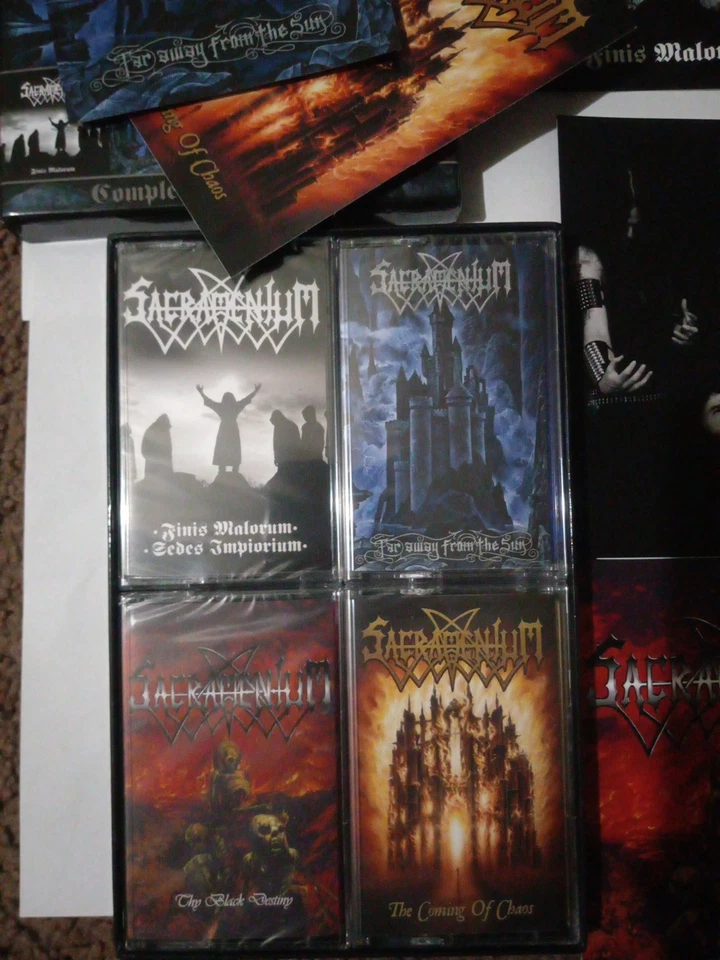 a cassette box of the band sacramentum all new signed by the band With LG Flag  Foto 4 de 4