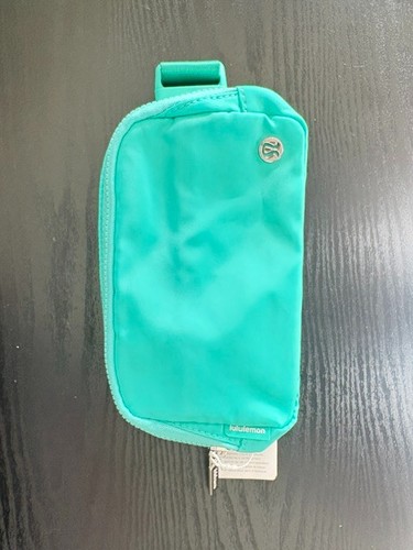Lululemon Everywhere Belt Bag 1L Turquoise Crossbody Waist Bag NWT