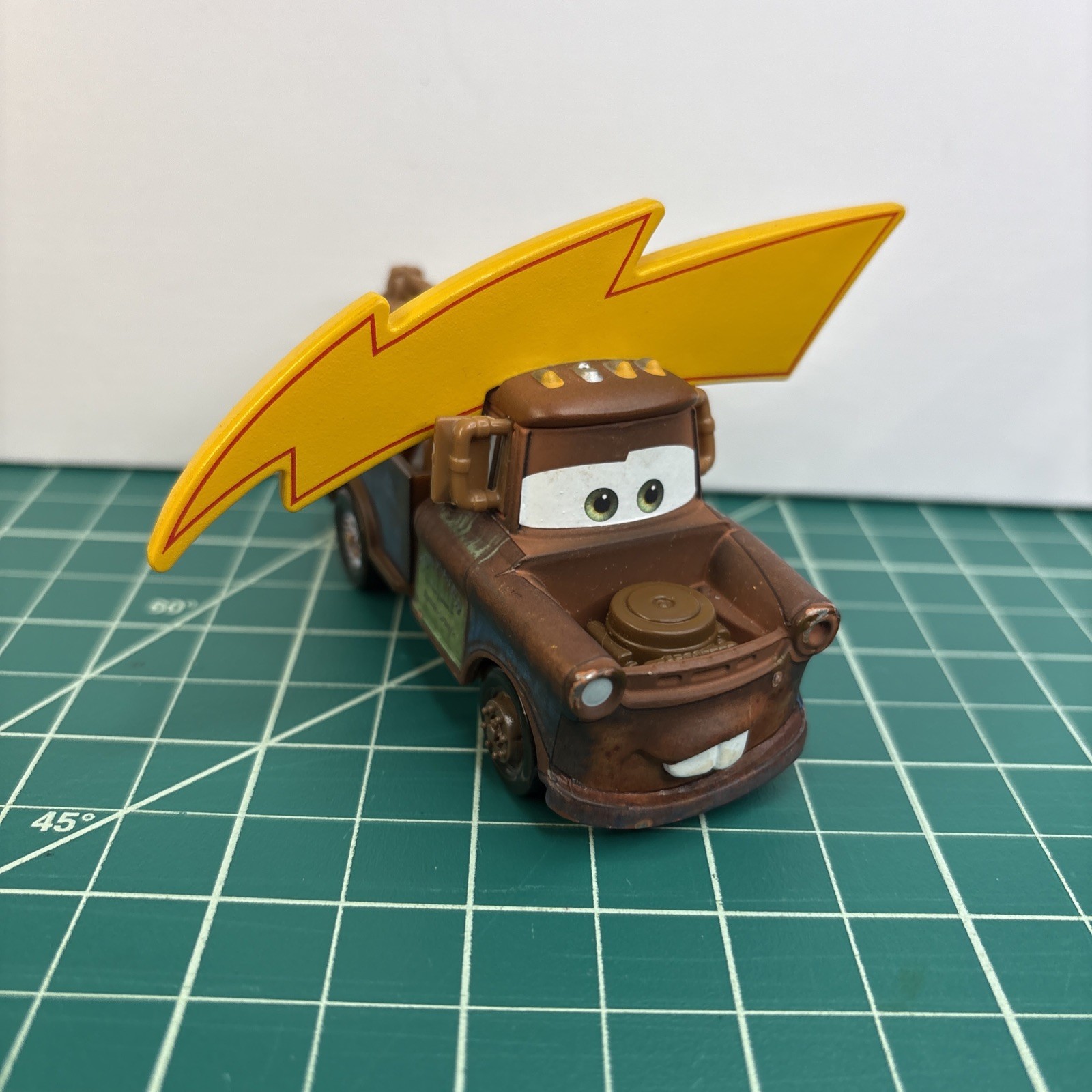 Disney Pixar World of Cars Mater Tow Lightning Bolt Toy Die-cast Mattel Loose