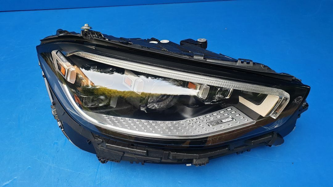 NEW Right Headlight Headlamp Mercedes-Benz S Class W223