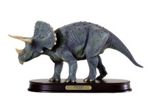 Triceratops Finished Dinosaur Model 1/35 Scale Replica by DinoStoreus