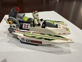 LEGO World Racers: Jagged Jaws Reef (8897) And 2 Sets 30031