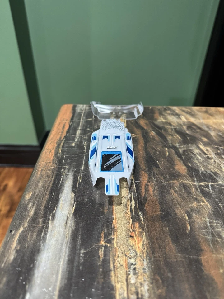 Losi Micro-B Body & Wing Blue White 1/24 TLR New Take Off Micro Decals Custom - Image 2 of 4