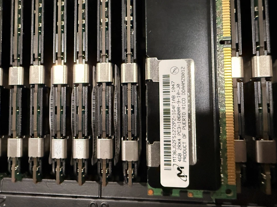 108GB 4GB 27 MICRON  MT36JSZF51272PZ-1G4F1AB PC3 DDR3 4GB ECC SERVER MEMORY - Image 3 of 3