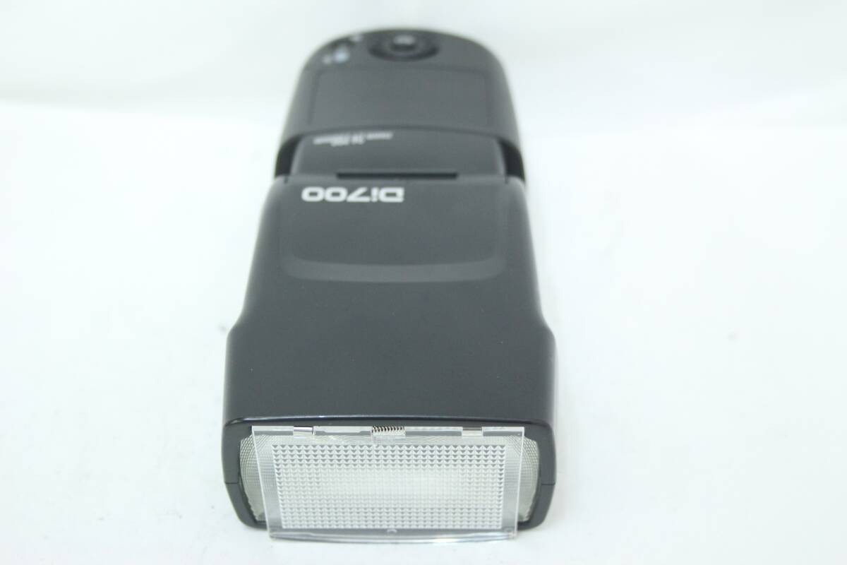 Return Guarantee Nissin Digital Di700 Zoom 24-200Mm Strobe Flash