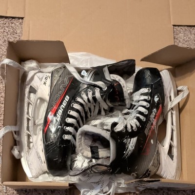 Bauer Vapor Ice Hockey Skates Lace-Up xltx-pro, Size 8.5, With Box