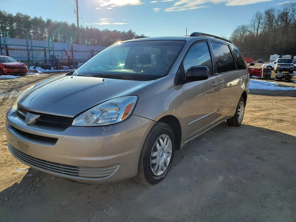 Нижний перчаточный ящик (FB41 бежевый) (маленькая царапина) 2004-2009 Toyota Sienna - Изображение 4 из 4