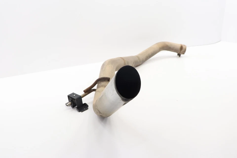 Nissan Titan 2017-2024 5,6 L tubo de escape intermedio delantero manguera OEM Foto 2 de 4