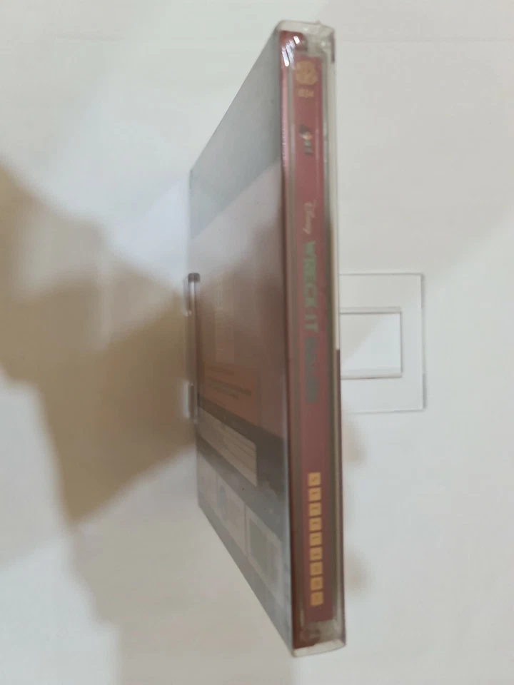 DISNEY   WRECK   IT  RALPH    BLU-RAY   MONDO   STEELBOOK,  DISPATCH   SAME  DAY - Image 4 of 4