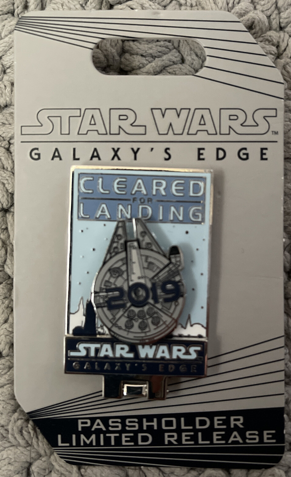 Disney Pin 134780 Galaxy's Edge Opening AP Excl. Millennium Falcon Spinner 2019