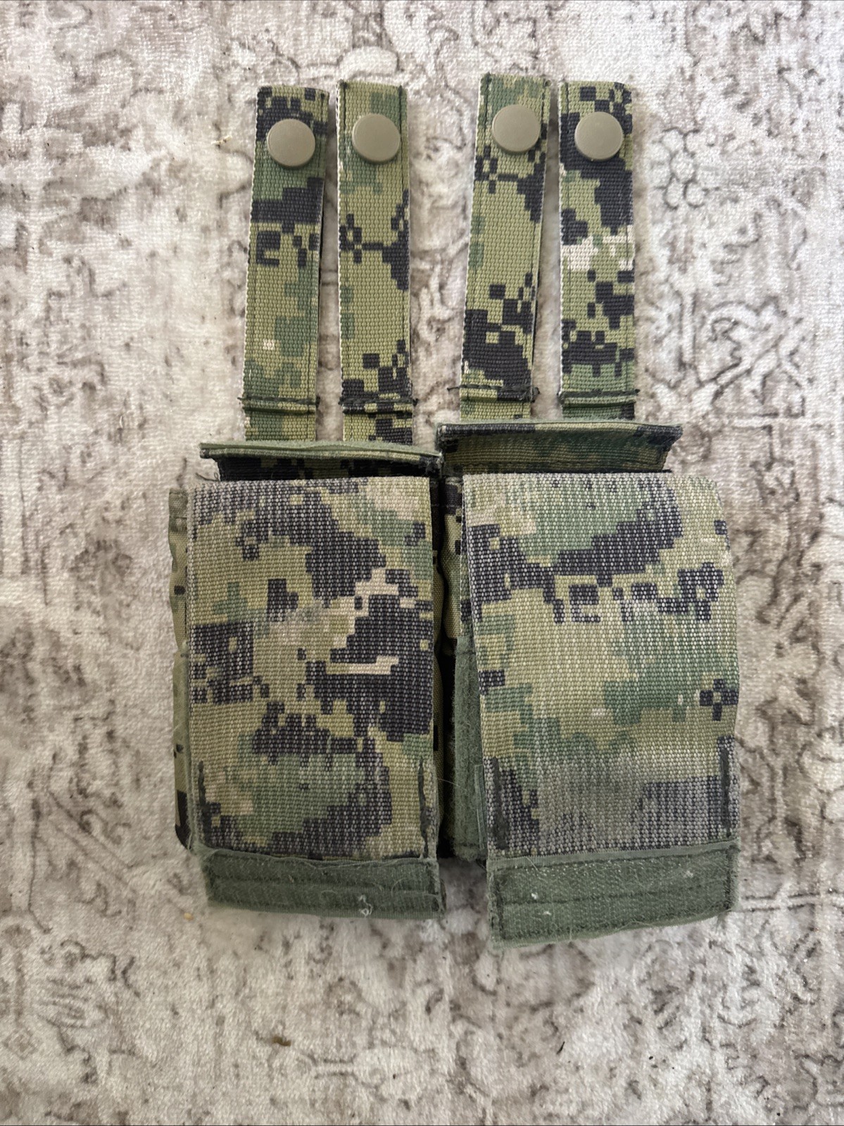 Eagle Industries M4 Double Pouch AOR2 DEVGRU with Kydex Insert SOFLCS DEVGRU