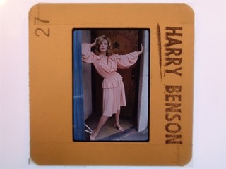 RHE3 1 MORGAN FAIRCHILD ORIGINAL HARRY BENSON COVER SHOOT 35MM COLOR SLIDE