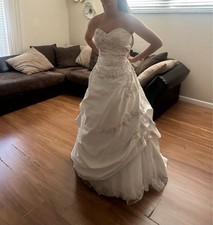 David's Bridal T9669 Sweetheart Ballgown Ivory