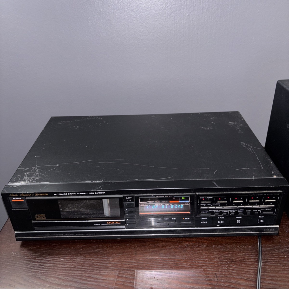Fisher Studio Standard DAC-205 Automatic Digital CD Changer