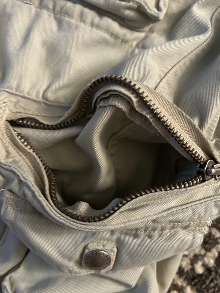 Ralph Lauren Polo Men’s Cargo Pants 33x30 Light Gray/Khaki - Image 4 of 4