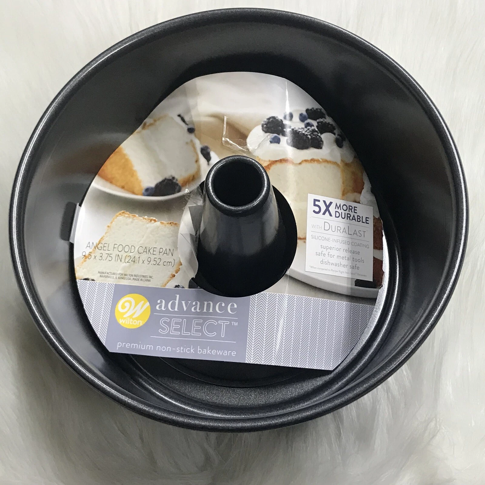Wilton Advance Select Premium Nonstick 9.5” X 3.75” Angel Food Pan Please Read