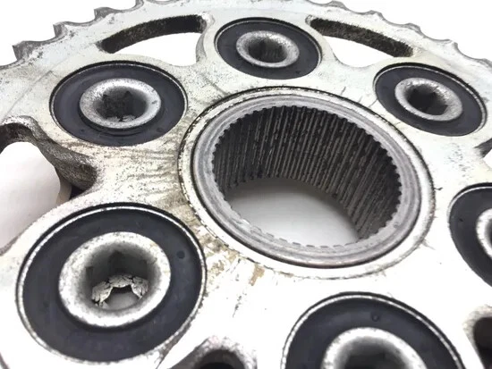 Rueda trasera Ducati 1198 2557A 2009 buje rueda dentada tracción trasera Foto 3 de 4