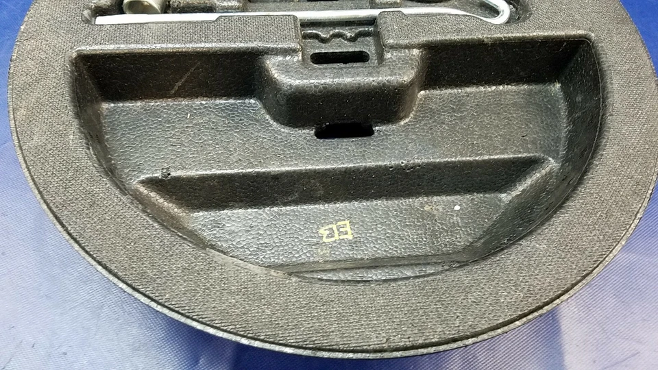 2008 - 2013 INFINITI G37 COUPE EMERGENCY ROADSIDE SPARE TOOL KIT # 72459 - Image 3 of 4