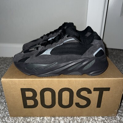 Size 6 - adidas Yeezy Boost 700 V2 Vanta