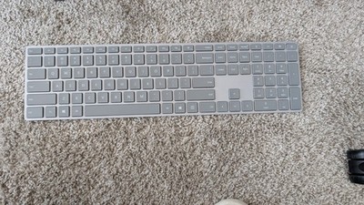 Microsoft Surface Full-size Wireless Keyboard 