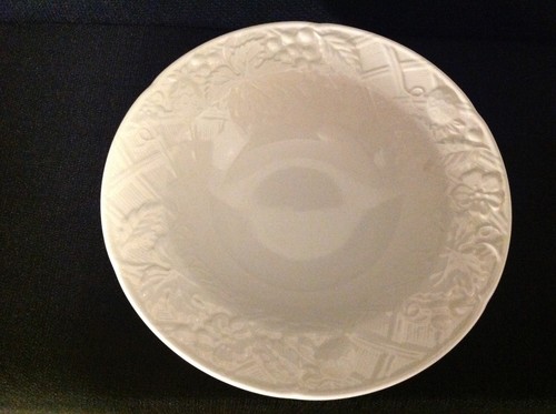 Mikasa English Countryside White (1) Imperfect Fruit Dessert (Sauce) Bowl Stain - Picture 2 of 15