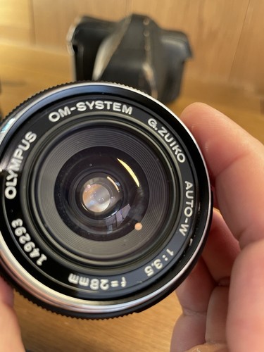 *CLA'd : Near Mint ++* Olympus OM-2 Film Camera 28mm F/3.5 Wide Angle Lens / JPN - Picture 19 of 23