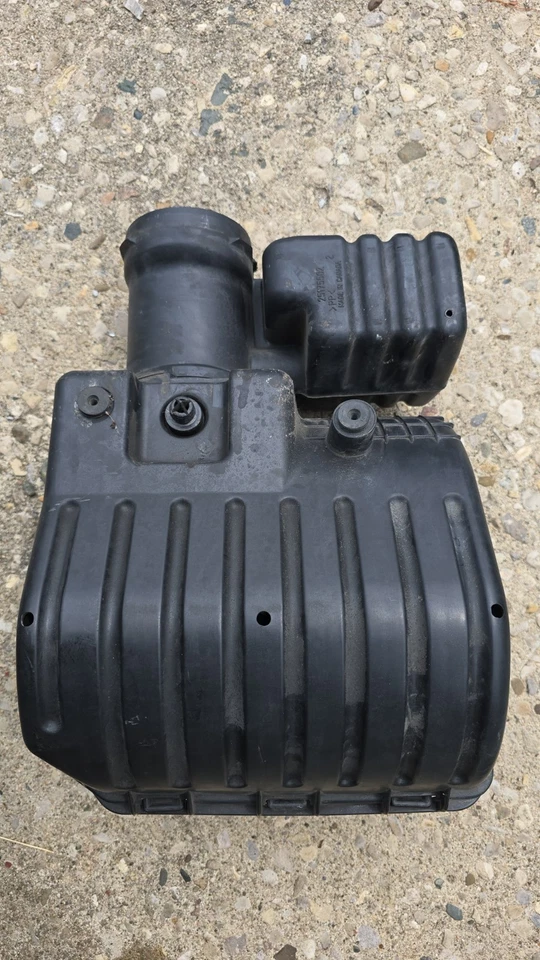 Carcasa de filtro de aire para Chevrolet/GMC 1500 1998 motor 5,7 Foto 3 de 4