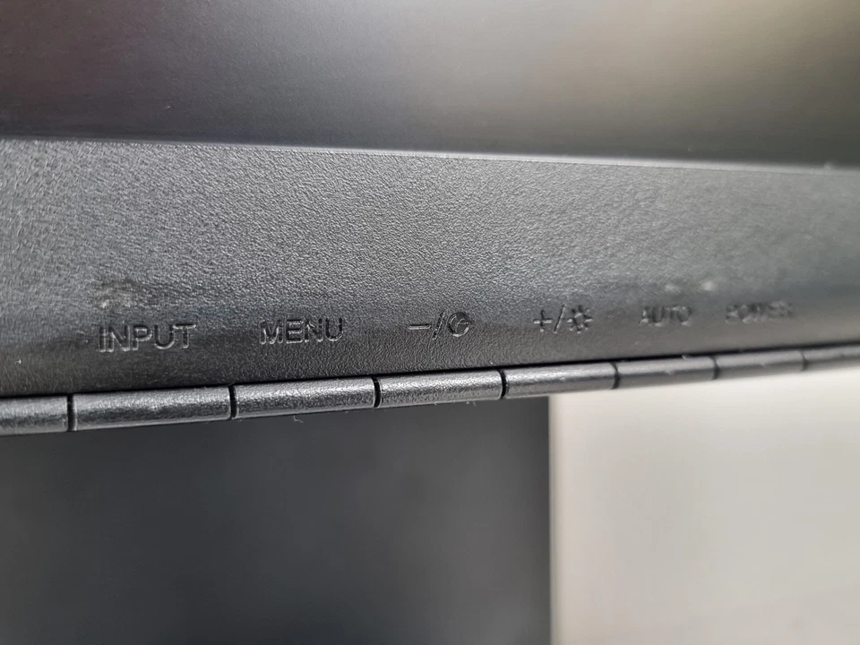 Vintage iiyama 19'' TFT LCD Black Monitor AS4821DT BK Film Set Prop Retro - Image 3 of 4