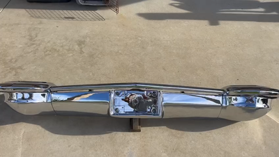 CROWN ブリキ CADILLAC NEW TRIPLE PLATED CHROME FRONT IMPACT BUMPER 1964 64 OEM