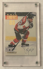 Pinnacle Hockey Eric Lindros Autographed Card /3088 -- Hockey Hall of Famer
